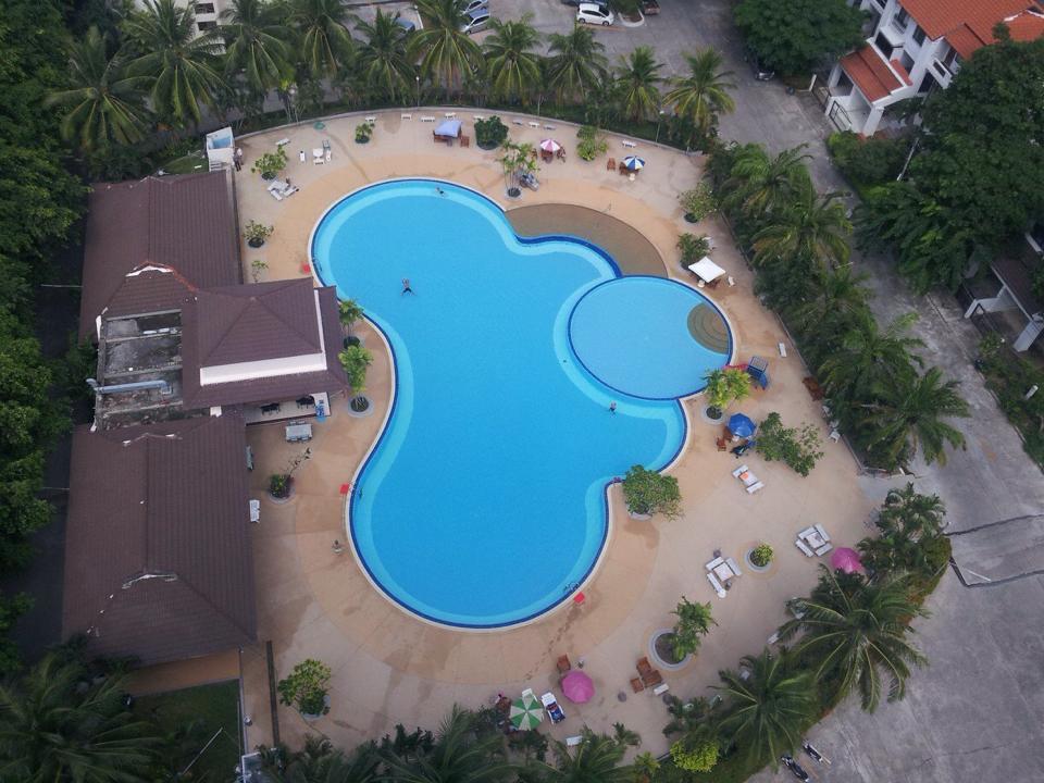 View Talay 1B Holidays Pattaya Eksteriør bilde