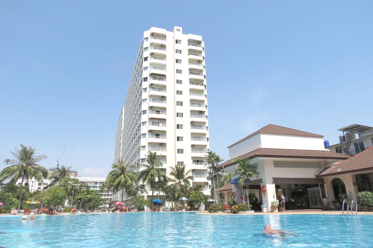 View Talay 1B Holidays Pattaya Eksteriør bilde
