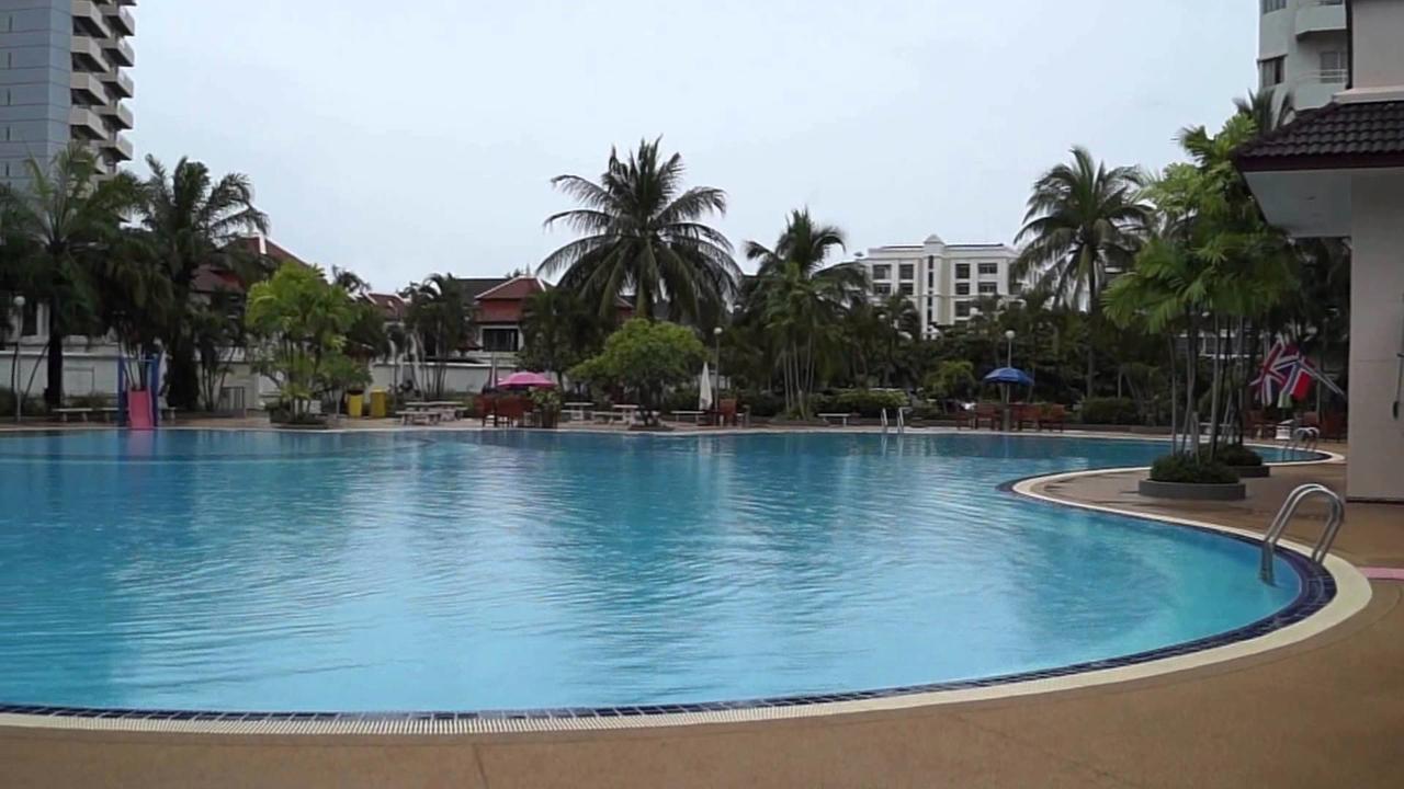 View Talay 1B Holidays Pattaya Eksteriør bilde